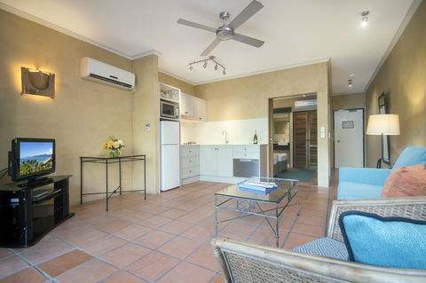 Villa San Michele (Official) - Yamba Accommodation 23