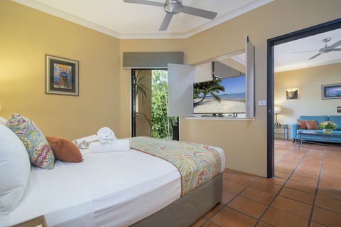 Villa San Michele (Official) - Yamba Accommodation 17