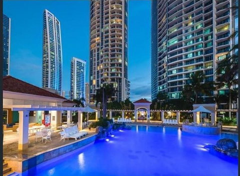 The Towers Of Chevron Renaissance - Holidays Gold Coast - Yamba Accommodation 5