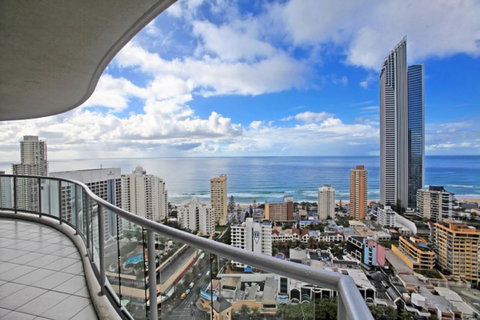 The Towers Of Chevron Renaissance - Holidays Gold Coast - Yamba Accommodation 36