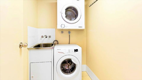 The Towers Of Chevron Renaissance - Holidays Gold Coast - Yamba Accommodation 34