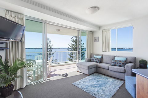 Crystal Bay On The Broadwater - Yamba Accommodation 17