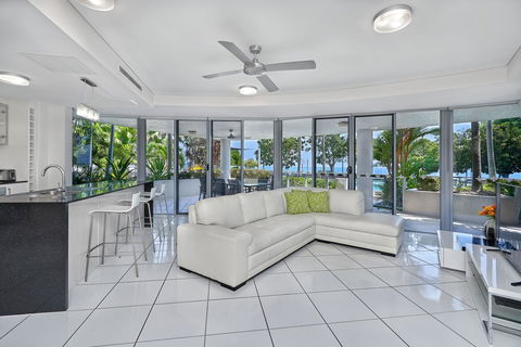 Vision Apartments - Yamba Accommodation 7