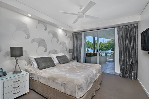 Vision Apartments - Yamba Accommodation 9