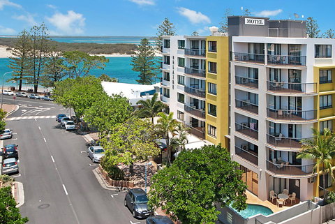 Belaire Place Motel Apartments - Yamba Accommodation 0