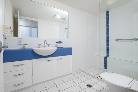 Belaire Place Motel Apartments - Yamba Accommodation 10