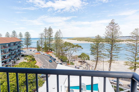 Belaire Place Motel Apartments - Yamba Accommodation 16