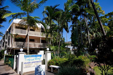 Seascape Holidays - Tropical Reef Apartments - Yamba Accommodation 2