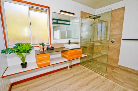 The Summit 1770 - Yamba Accommodation 0