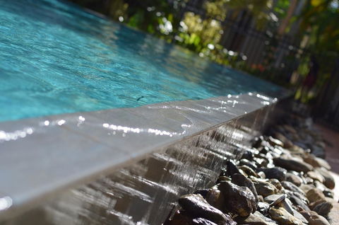 Cayman Villas Port Douglas - Yamba Accommodation 10