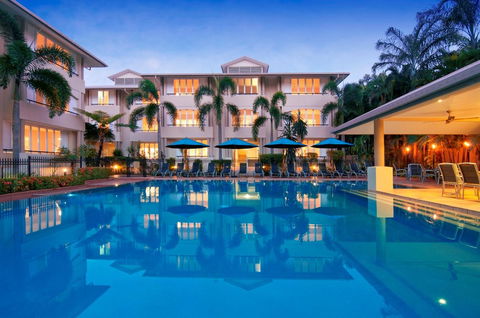 Cayman Villas Port Douglas - Yamba Accommodation 0