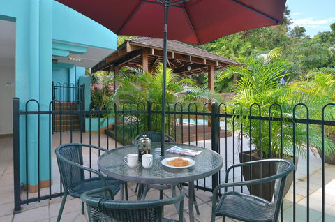 Le Cher Du Monde Adults Only - Yamba Accommodation 2