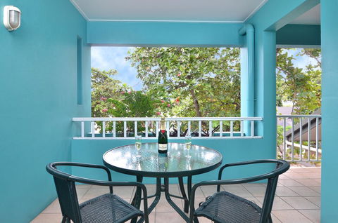 Le Cher Du Monde Adults Only - Yamba Accommodation 25