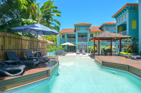 Le Cher Du Monde Adults Only - Yamba Accommodation 1