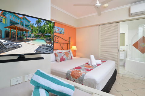 Le Cher Du Monde Adults Only - Yamba Accommodation 21