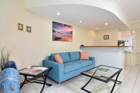 Le Cher Du Monde Adults Only - Yamba Accommodation 4