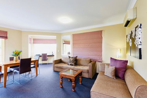 Ambassador On Ruthven - Yamba Accommodation 28