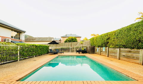Ambassador On Ruthven - Yamba Accommodation 7