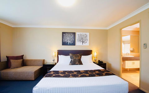 Ambassador On Ruthven - Yamba Accommodation 16