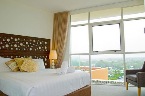 Kirra Surf Apartments - Yamba Accommodation 8