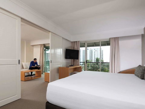 Novotel Cairns Oasis Resort - Yamba Accommodation 41