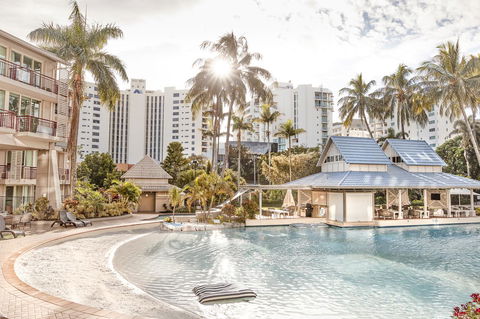 Novotel Cairns Oasis Resort - Yamba Accommodation 1