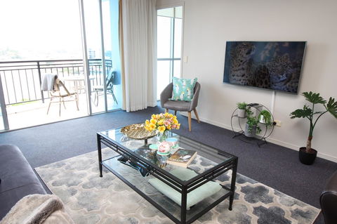 PeepSleep Chevron Towers - Yamba Accommodation 31