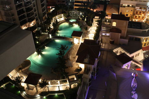 PeepSleep Chevron Towers - Yamba Accommodation 16