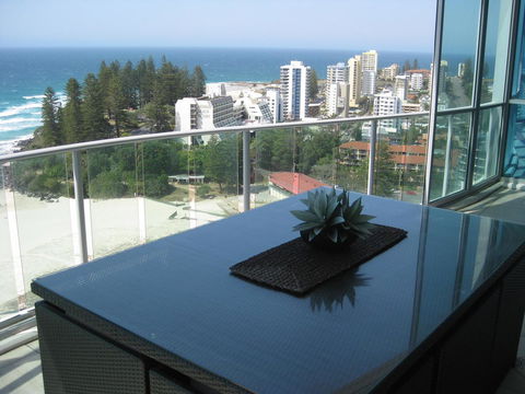 Reflection On The Sea - Yamba Accommodation 35
