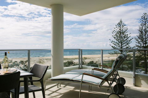 Pure Kirra - Yamba Accommodation 1