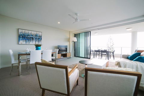 Pure Kirra - Yamba Accommodation 8