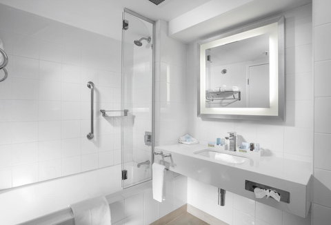 Amora Hotel Brisbane - Yamba Accommodation 6