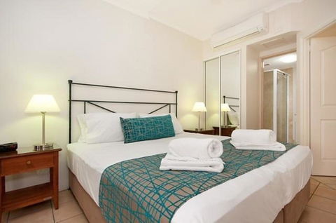 The Newport On Macrossan - Adults Only - Yamba Accommodation 7