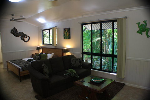 Boutique Bungalows - Yamba Accommodation 40