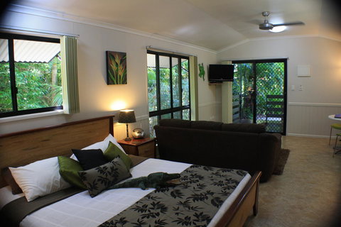 Boutique Bungalows - Yamba Accommodation 42