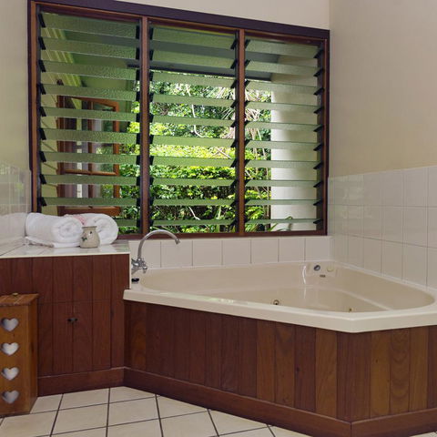 Allumbah Pocket Cottages - Yamba Accommodation 33