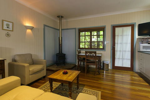 Allumbah Pocket Cottages - Yamba Accommodation 30