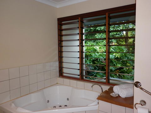 Allumbah Pocket Cottages - Yamba Accommodation 4