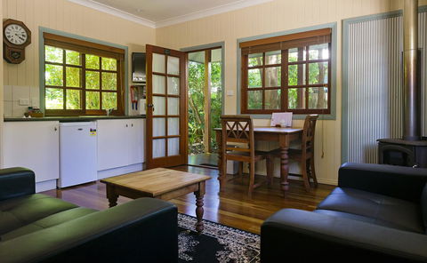 Allumbah Pocket Cottages - Yamba Accommodation 29