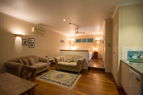 Allumbah Pocket Cottages - Yamba Accommodation 12