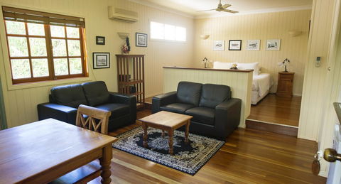 Allumbah Pocket Cottages - Yamba Accommodation 26