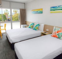 Palm Beach Hotel - Yamba Accommodation