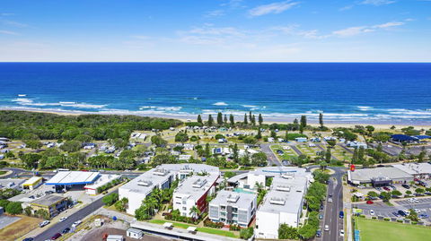 Element On Coolum Beach - Yamba Accommodation 0
