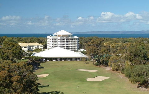 Fairways Golf & Beach Retreat Bribie Island - Yamba Accommodation 10