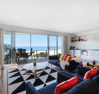 Sandbox Luxury Beach Front Apartments - Yamba Accommodation