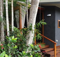 Forest Lodge Little Villa - Yamba Accommodation