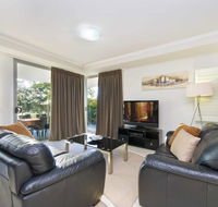 On the Bay Apartments - Yamba Accommodation