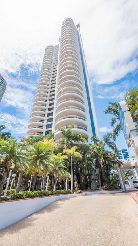 Aegean Resort Apartments - Yamba Accommodation 3