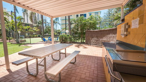 Aegean Resort Apartments - Yamba Accommodation 37