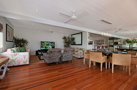 15 Wharf Street - Yamba Accommodation 12